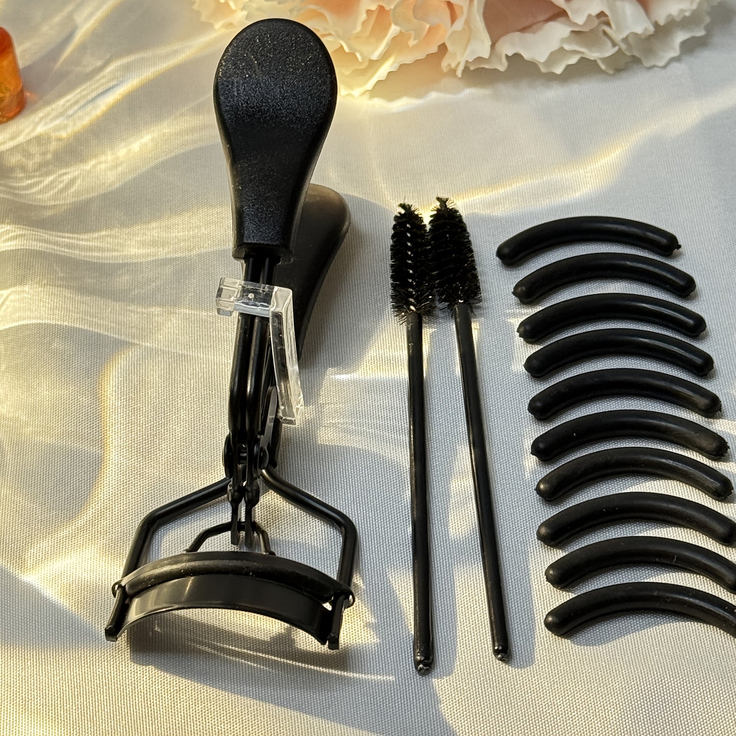 Eyelash Curler, 3in 1 Lash Curler Curling Tool Set, Black Handle Professional Practical Makeup Cosmetic Tool and 10 Refills Pads, Curl Eyelash in Seconds, Makeup Accessory for Girl and Women